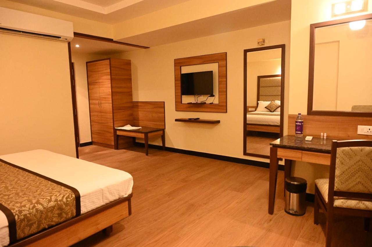 Hotel Sms Grand Imperial Vellore Eksteriør billede
